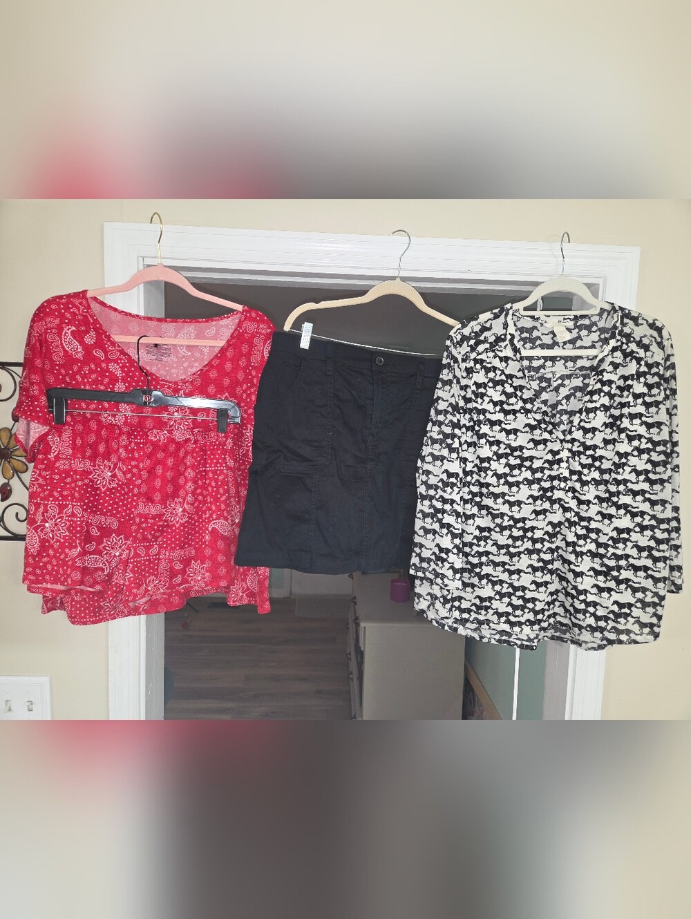 H&M Horse Print Women's Blouse, Black Skort, Red Bandana 2pc Pajama Set, Vacay